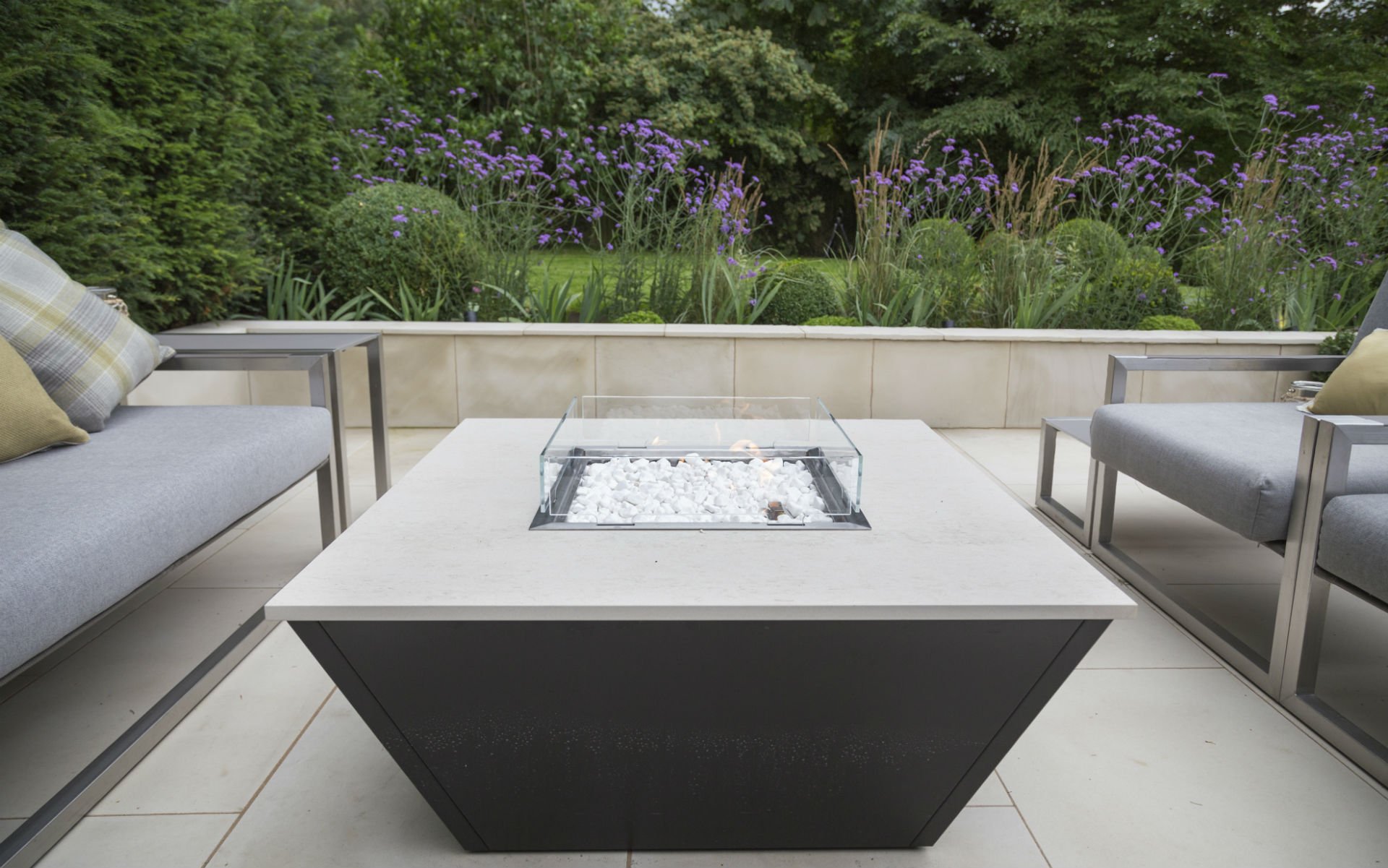 Contemporary Garden Design Multi-level Contemporary Garden Stock Essex Rivelin Firetable