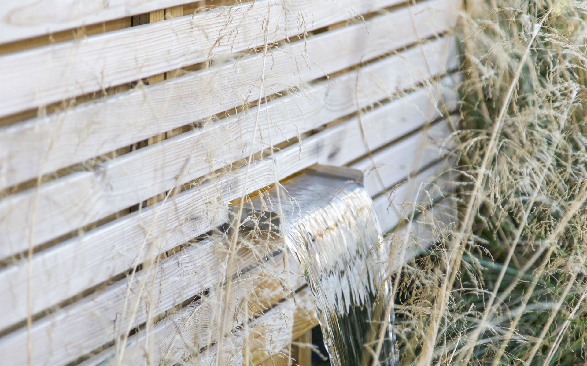 Portfolio Small Urban Garden Beaulieu Essex Water Blade Feature Slatted Fence