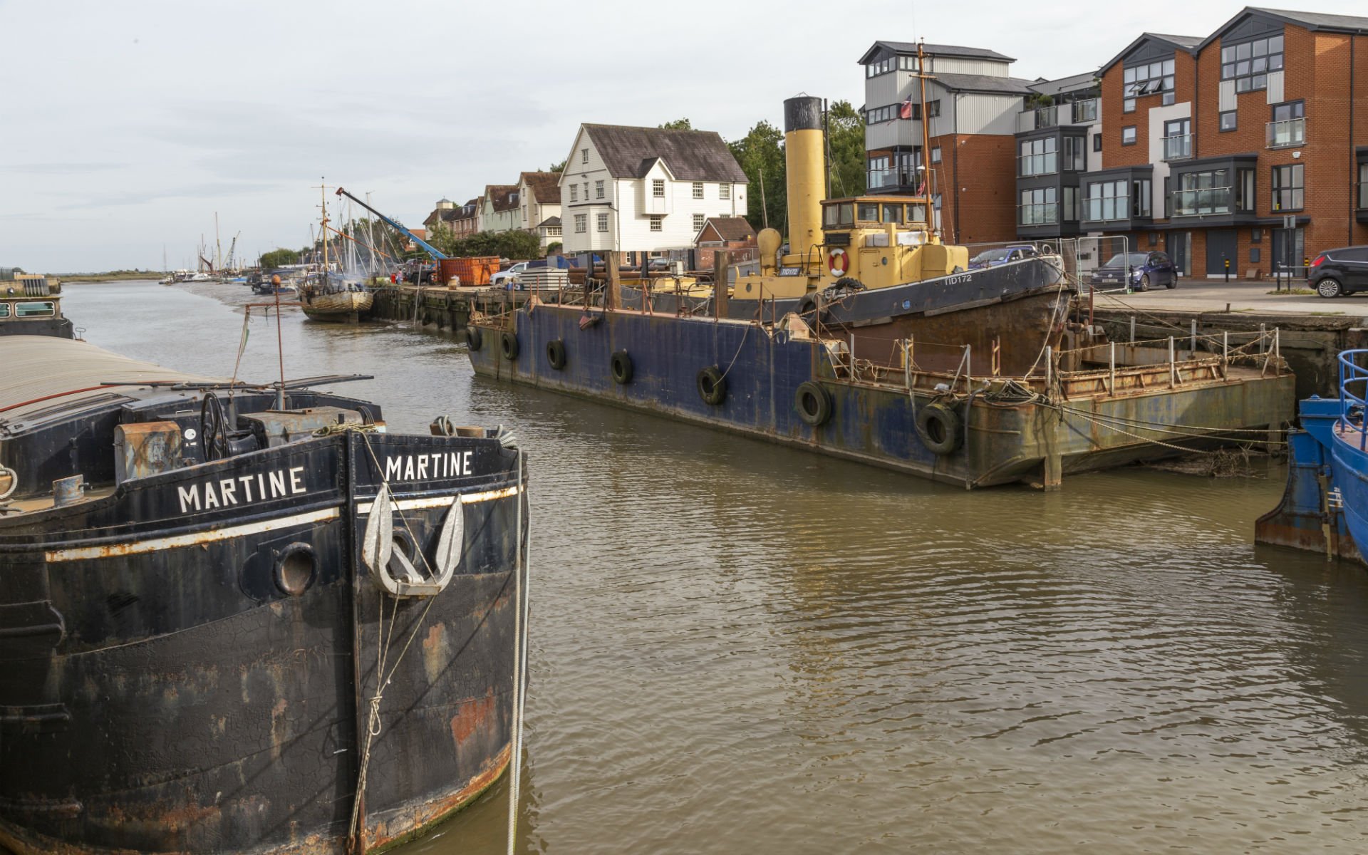 Small Quayside Garden Fullbridge Quay Maldon Essex