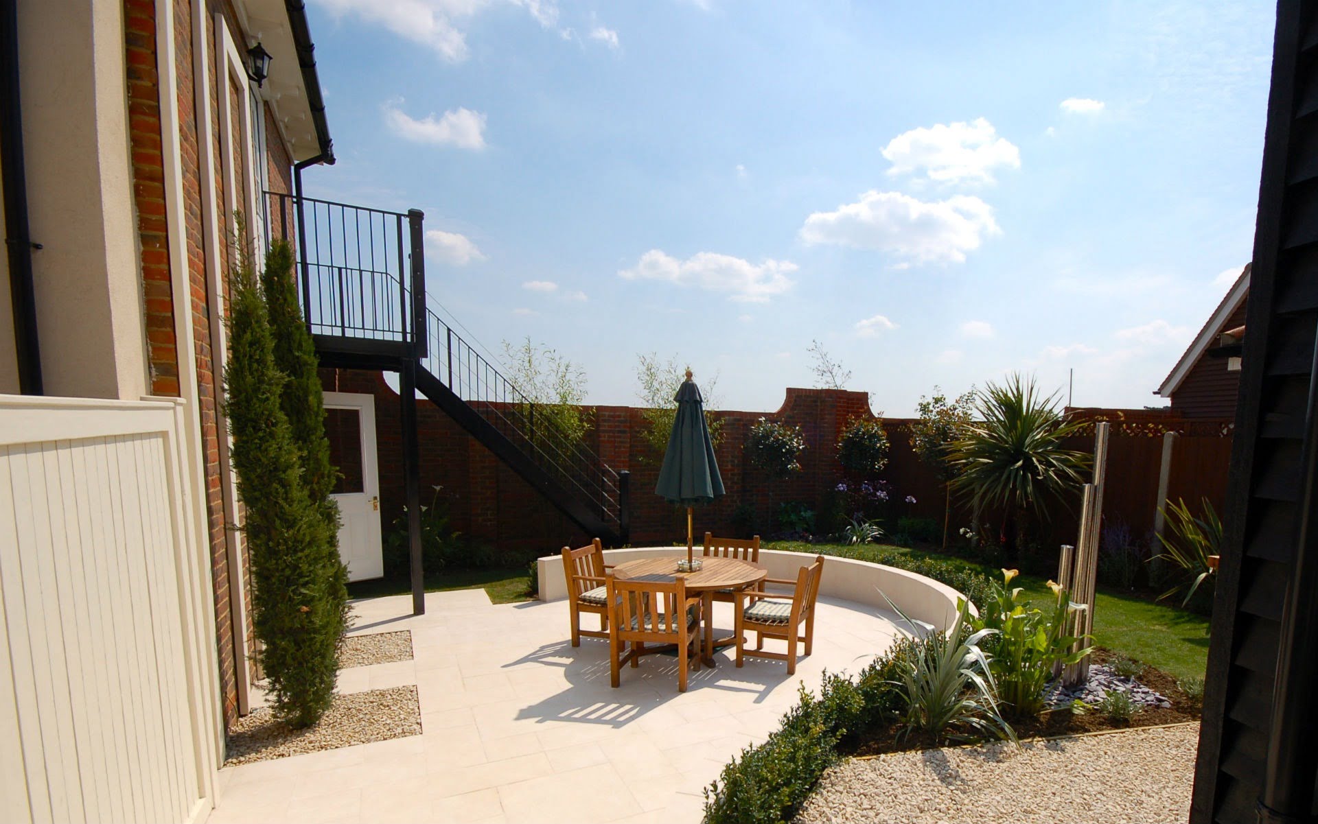 Contemporary Small Urban Garden Springfield Essex Bistro Patio Cypress