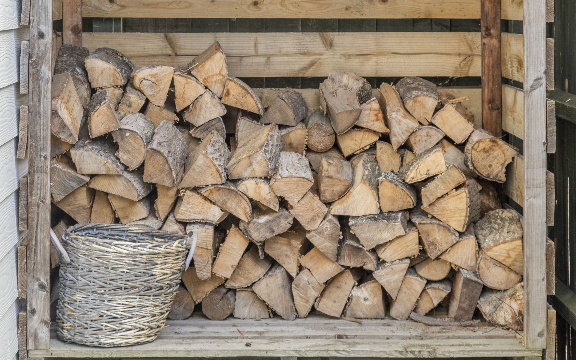 Contemporary Outdoor Kitchen Garden Essex