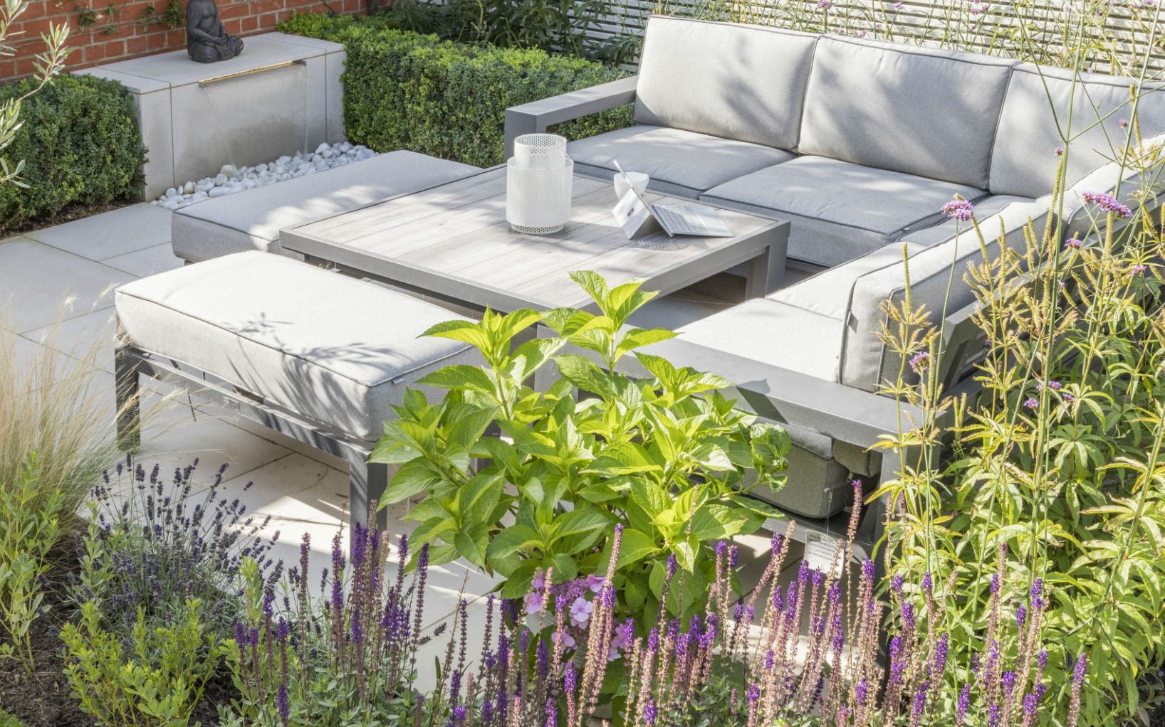 Small Urban Garden Colchester Essex Dining Water Feature garden design Essex