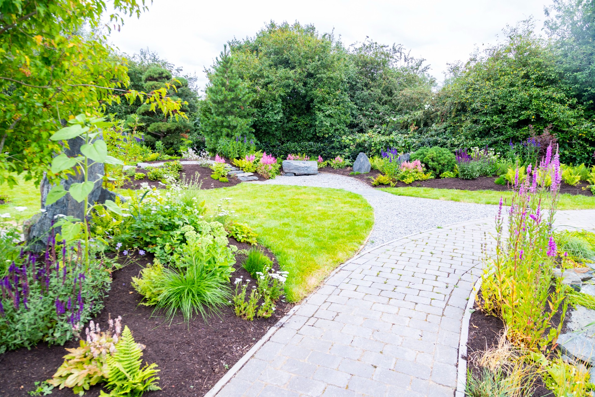 RHS Chelsea Award Winning Garden at Chelmsford Ambulance Station Seating Areas