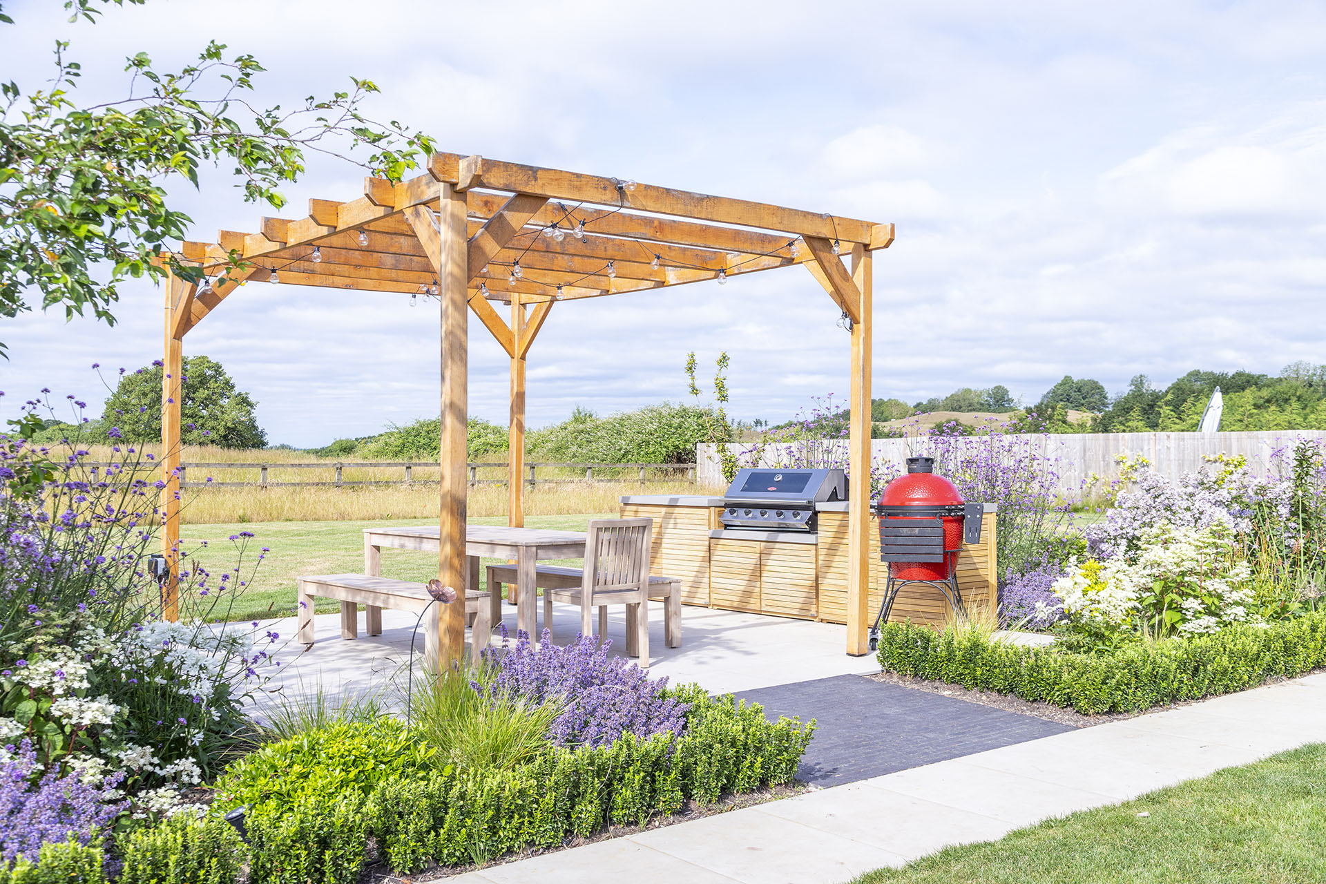 Cube 1994 Garden Design and Landscaping Outdoor Kitchen Dining